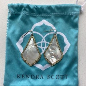Kendra Scott Alexandra Earring Mother of Pearl